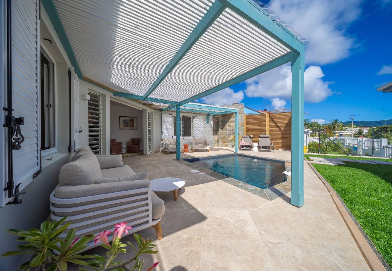 Villa en Sainte-Luce - Villa de Charme: Piscine, Plage à 5 min